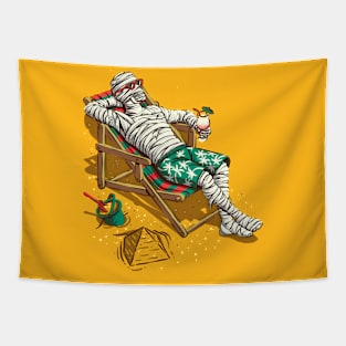 Mummy on vacation Tapestry