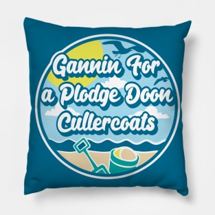 Gannin for a plodge doon Cullercoats - Going for a paddle in the sea at Cullercoats Pillow