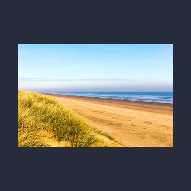 Mablethorpe Beach And Sea by tommysphotos