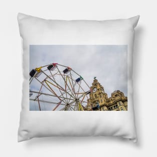 Big Wheel at the Liver Building, Liverpool Pillow