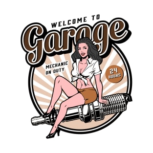 Brunette Mechanic On Duty / Sexy Pinup / Retro Classic Vintage / Light Brown Edition T-Shirt