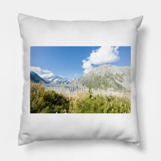 Aoraki-Mt Cook, scenery, South Island, New Zealand Pillow