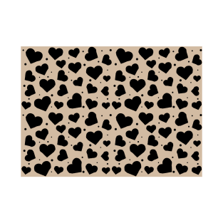 Black Hearts Seamless Pattern on Brown Background T-Shirt