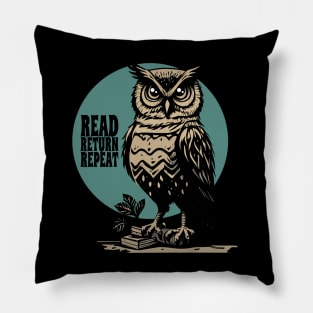 Read Return Repeat Owl with books Pillow