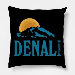 Alaska Denali National Mount Park Retro Vintage Design Gift Pillow