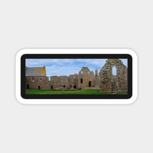 Panorama of Dunnottar castle in Aberdeenshire, Scotland Magnet