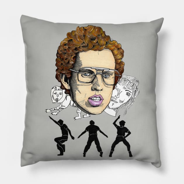 Napoleon Pillow by pedropapelotijera