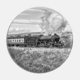 LNER Class B1 - Black and White Pin