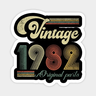 Retro Vintage 1982 42nd Birthday Gift Men Women 42 Years Old Magnet