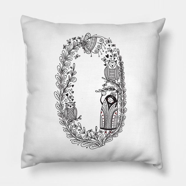 Letter O (Buu&Luu Alphabet) Pillow by yuliia_bahniuk