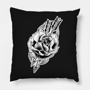 Arrow rose Pillow