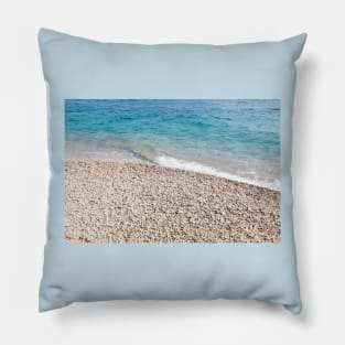 Sea and pebbles Pillow