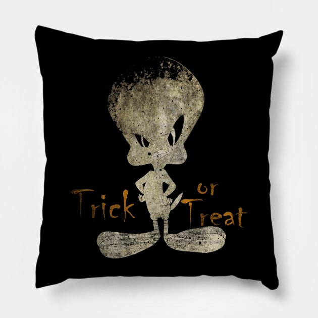 Trick and treat Pillow by Wwonka