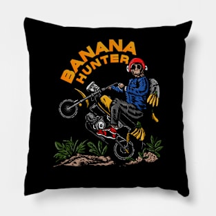 Banana hunter Pillow