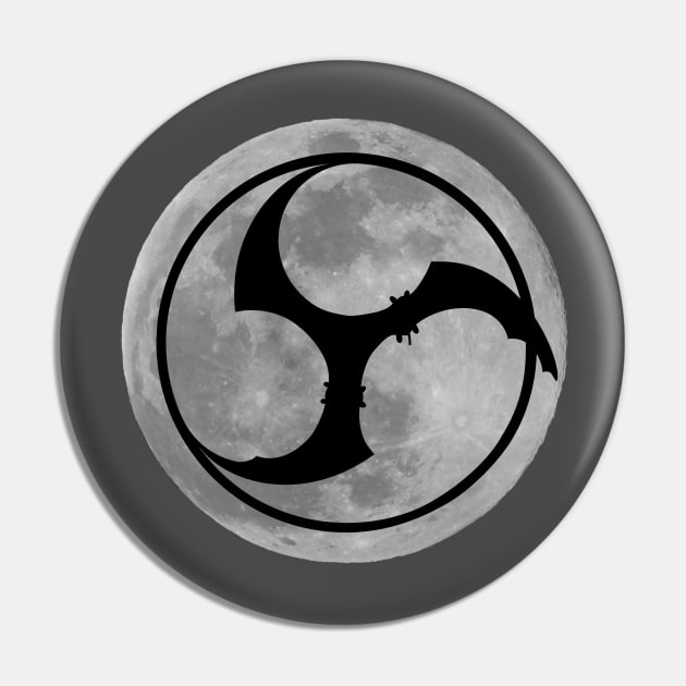 Mitsudomoe Moon Pin by Austin Taiko