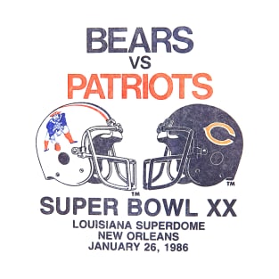 Bears vs Patriots 86  --- Vintage Faded Look Design T-Shirt