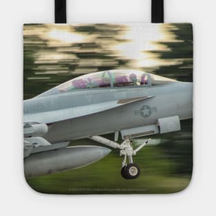 Growler - F/A-18 Super Hornet Motion Blur Tote