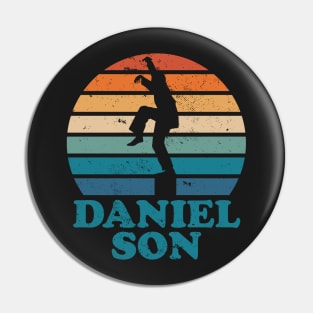 Daniel Son Classic sunset Pin