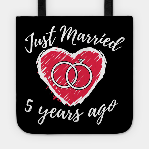 5Th Wedding Anniversary - 3 / It's available in solid colors.