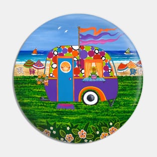 Caravan Holiday Betty-Sue Pin