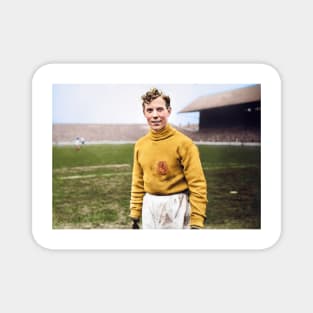 Goalkeeping legend Bobby Brown Magnet