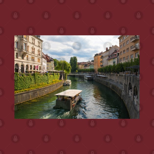 Ljubljanici River in Ljubljana, Slovenia by jojobob