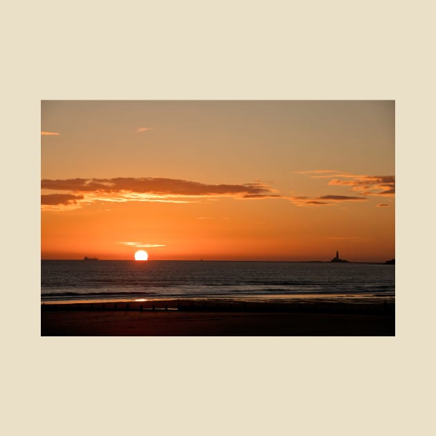 December sunrise from Blyth beach by Violaman