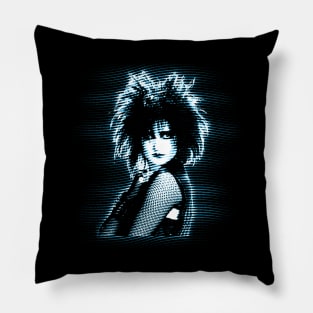 Siouxsie And The Banshees Forever Pay Tribute to the Iconic Alternative Band with a Classic Music-Inspired Tee Pillow