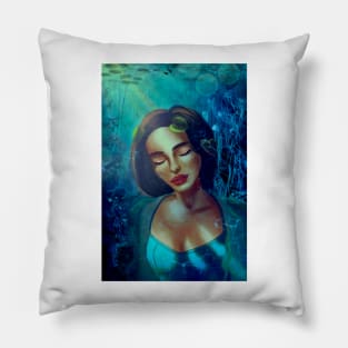 A girl in the see Pillow