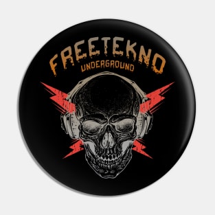 Underground FreeTekno Skull Pin