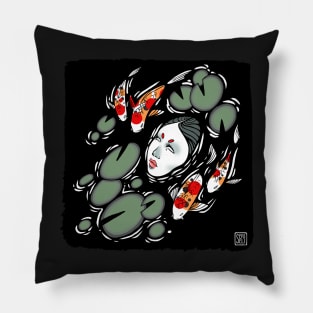 koi fish lake Pillow