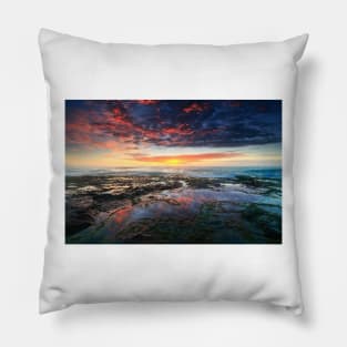 Wamberal Beach sunrise Pillow