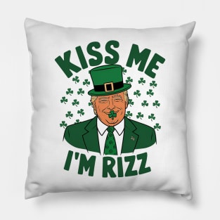 Kiss me im rizz Pillow