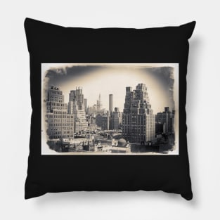 Postcard in black and white, Midtown Manhattan skyline Pillow