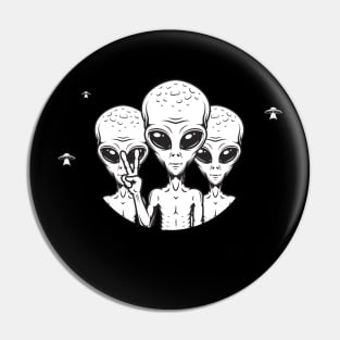 Aliens (we come in peace) UFO Pin