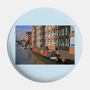 Narrow Boat, Gloucester Docks Pin