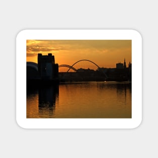 Sundown Tyne Magnet