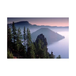 Wizard Island In The Center Of Crater Lake Crater Lake National Park T-Shirt