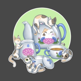 Kitty tea break! T-Shirt