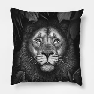 Lion in tropical leaves Pillow