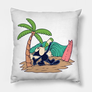 Felix drink a beer after surfing summer Pillow