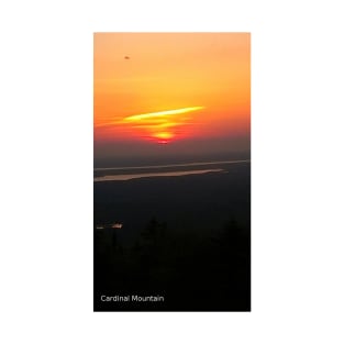 Cardinal Mountain sunset poster T-Shirt