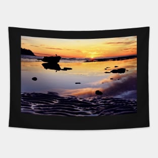 Bateau Bay Beach Sunrise Tapestry