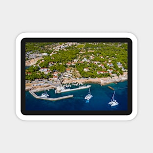 Sveta Nedjelja, island Hvar Magnet