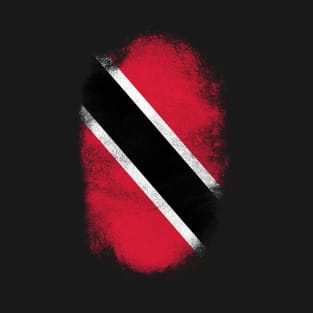 Trinidad Flag Souvenir - Distressed Trinidadian Design T-Shirt