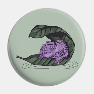 Swamp Love - Frogs on Lily Pad Pin