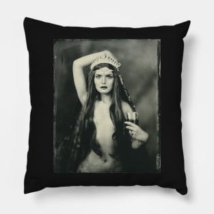 Babalon (V) Pillow