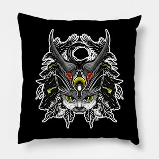 illustration of night dwellers Pillow