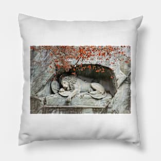 The lion sleeps tonight Pillow