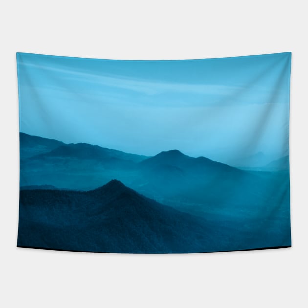 Blue Mountains blue sky Tapestry by souw83